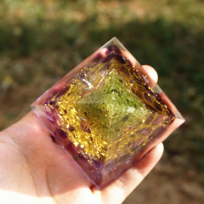 Natural Tiger Eye&Amethyst Orgonite Pyramid!