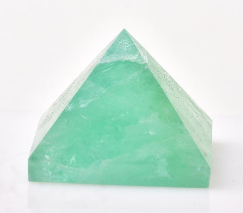 Natural Fluorite Pyramid Green Fluorite Ornaments Crystal Crafts