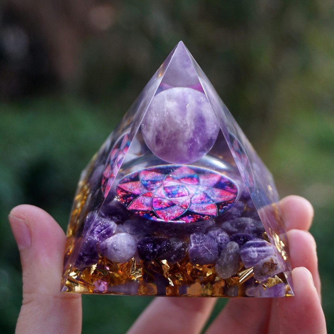 Natural Tiger Eye&Amethyst Orgonite Pyramid!