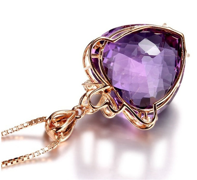 Heart-shaped amethyst pendant