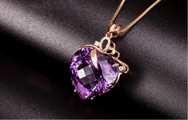 Heart-shaped amethyst pendant