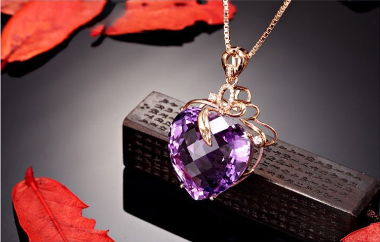 Heart-shaped amethyst pendant