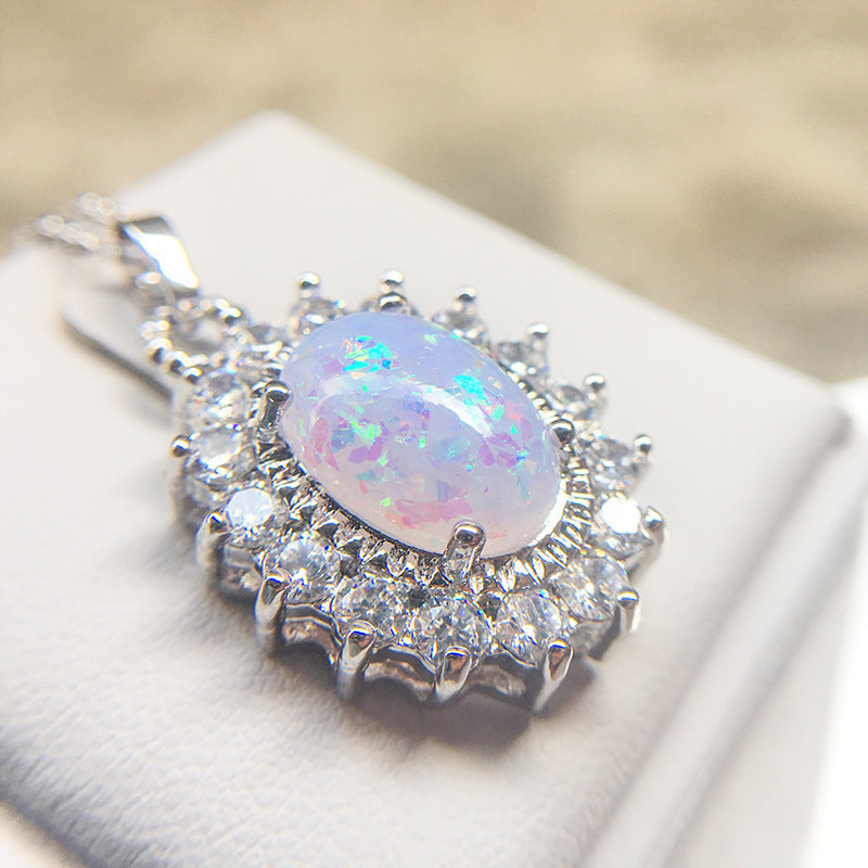 Six-claw Opal Pendant Necklace Clavicle Chain