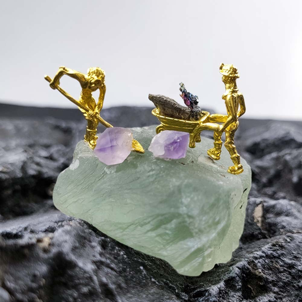 Amethyst Cluster Miner Molding Ornament