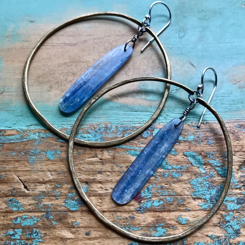 Olive-shaped Natural Lapis Lazuli Earrings