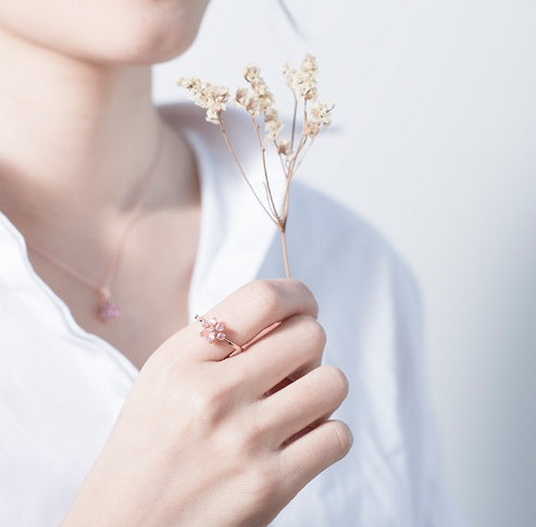 ROSE QUARTZ RING