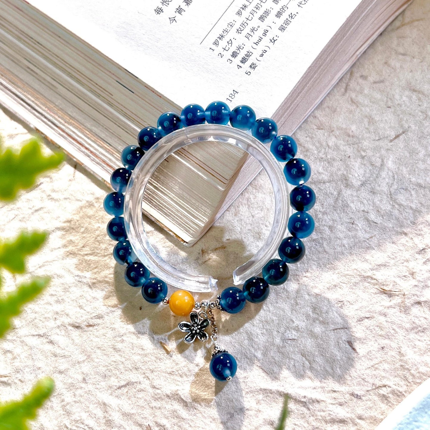 Blue Sugar Agate Heart Bracelet With Small Flower Pendant